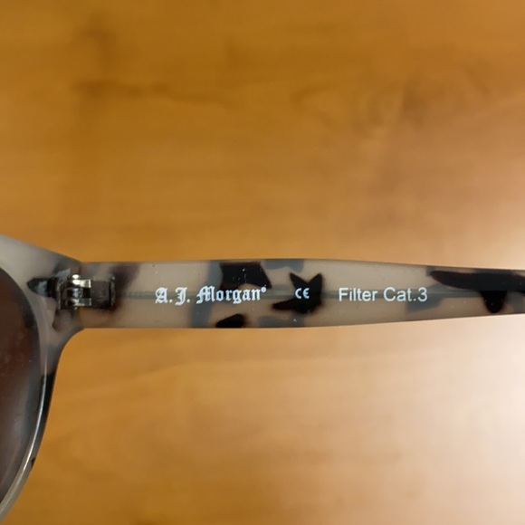 A.J. Morgan Sunglasses - Picture 3 of 4